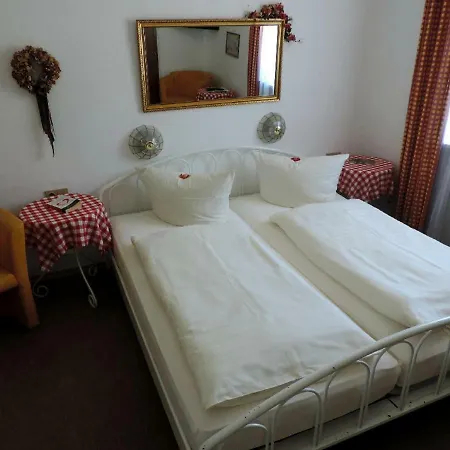Christl Guest house
